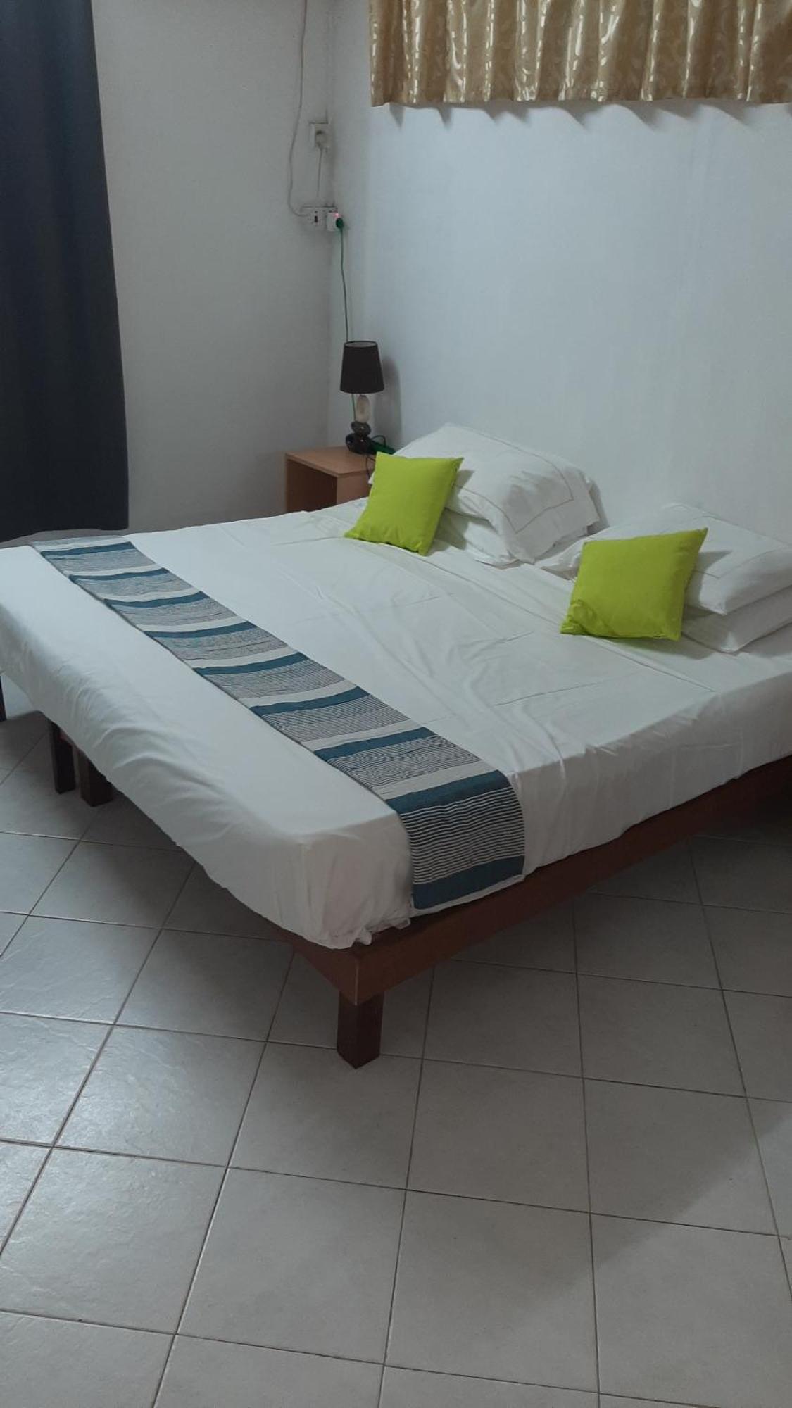 Dino 3 Apartman Trou aux Biches Kültér fotó